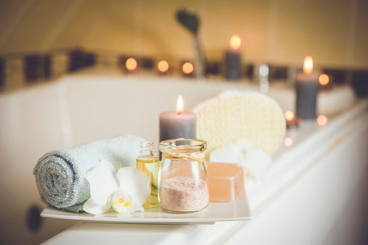 How to Make a Relaxing Bath - Bath Fitter